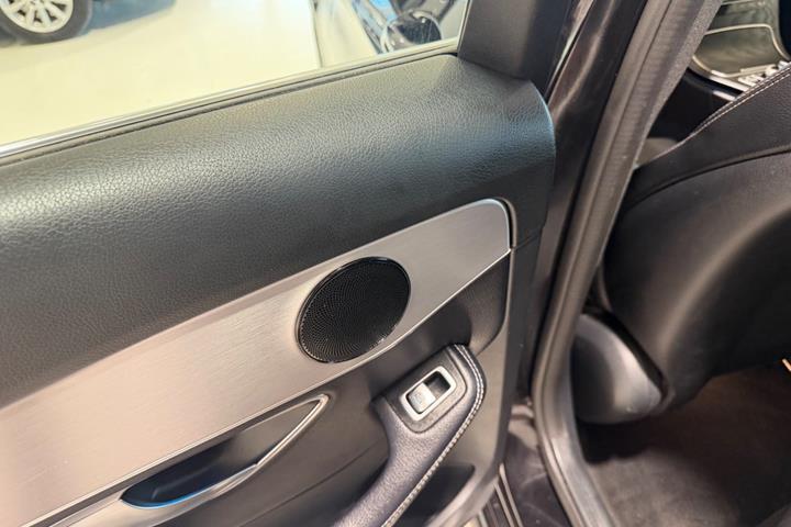 Sort Mercedes C220 d fra 2017