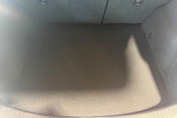 Rød Mazda 3 fra 2013