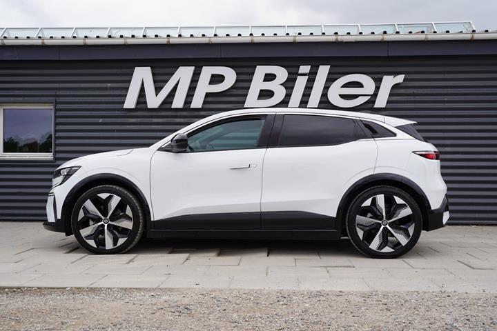 Hvid Renault Megane E-Tech fra 2024