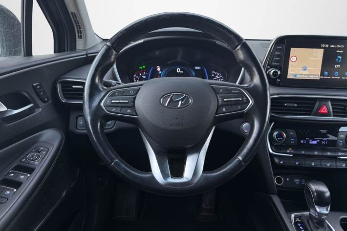 Hvid Hyundai Santa Fe fra 2020