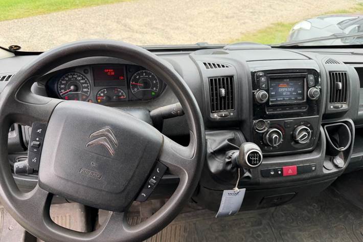 Hvid Citroën Jumper 30 fra 2014