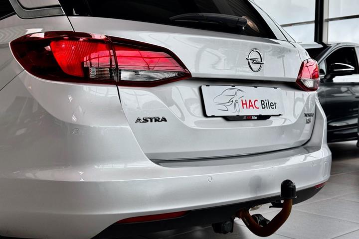 undefined Opel Astra fra 2016