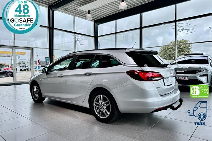 undefined Opel Astra fra 2016