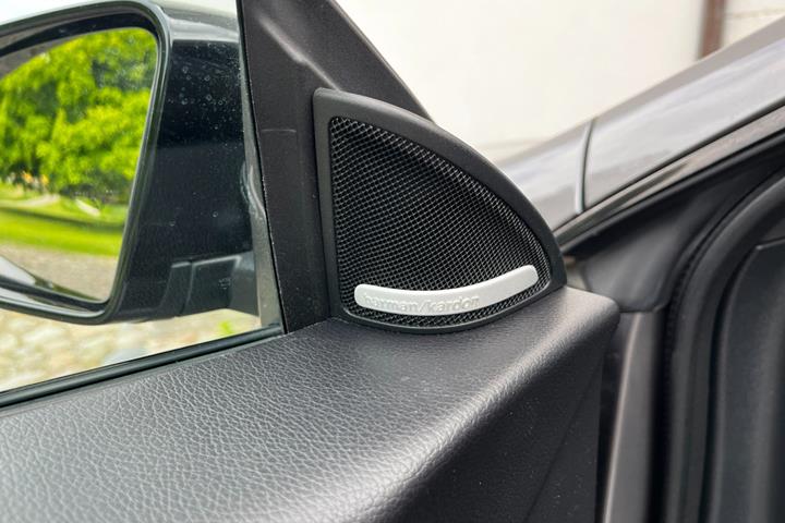 Grå Mercedes CLA200 d fra 2018
