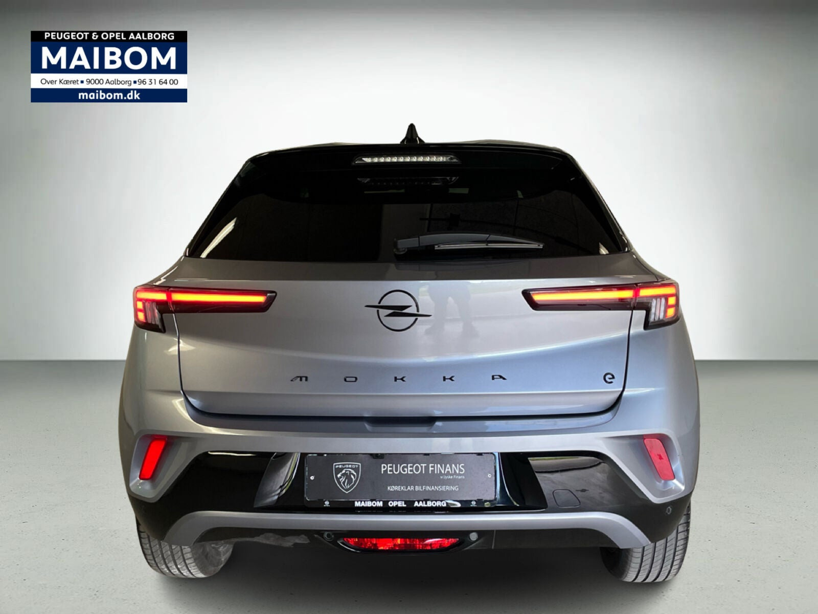 Grå Opel Mokka-e fra 2025