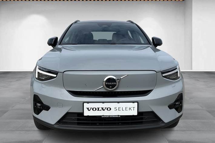 Grå Volvo EX40 fra 2026