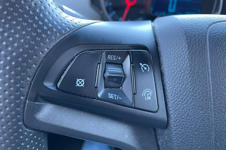 Sort Chevrolet Aveo fra 2013