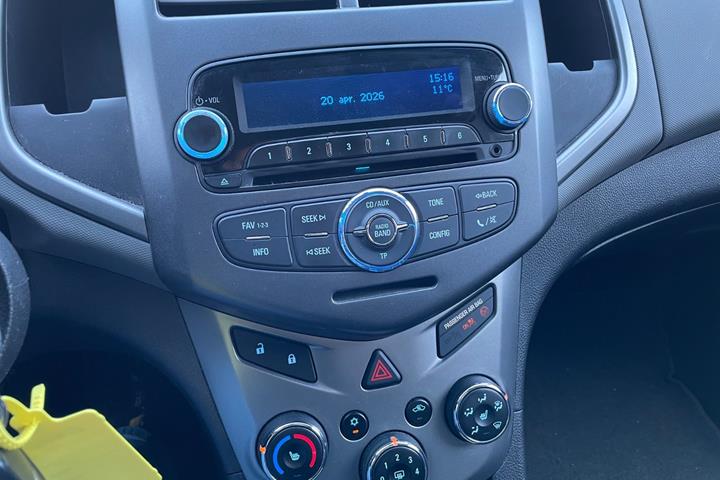 Sort Chevrolet Aveo fra 2013