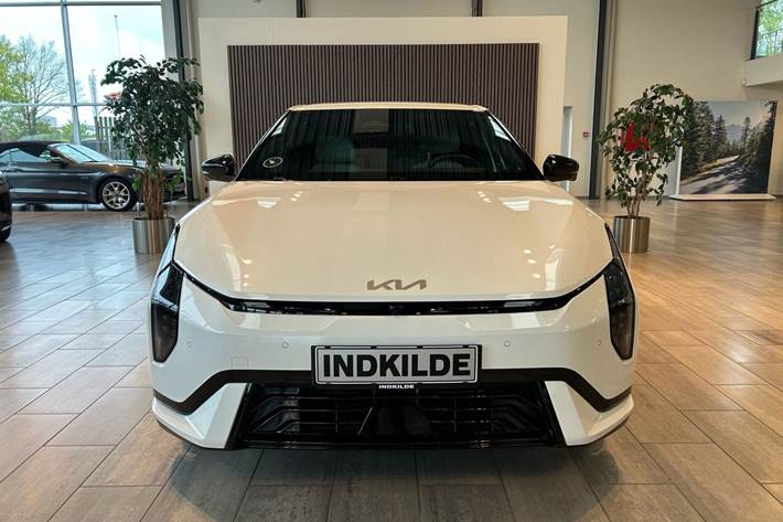 Hvid Kia EV4 fra 2026
