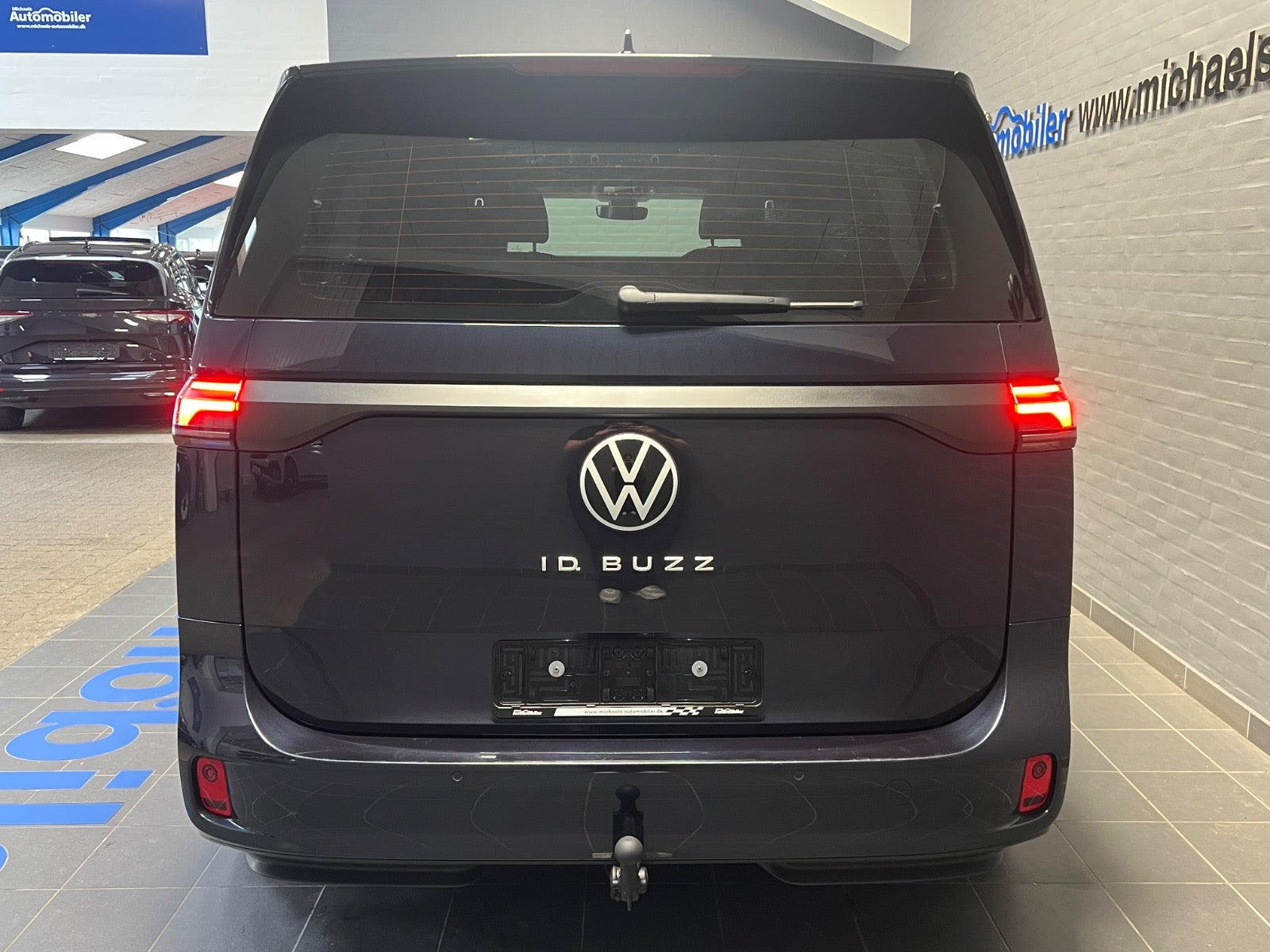 Blå VW ID.Buzz fra 2024