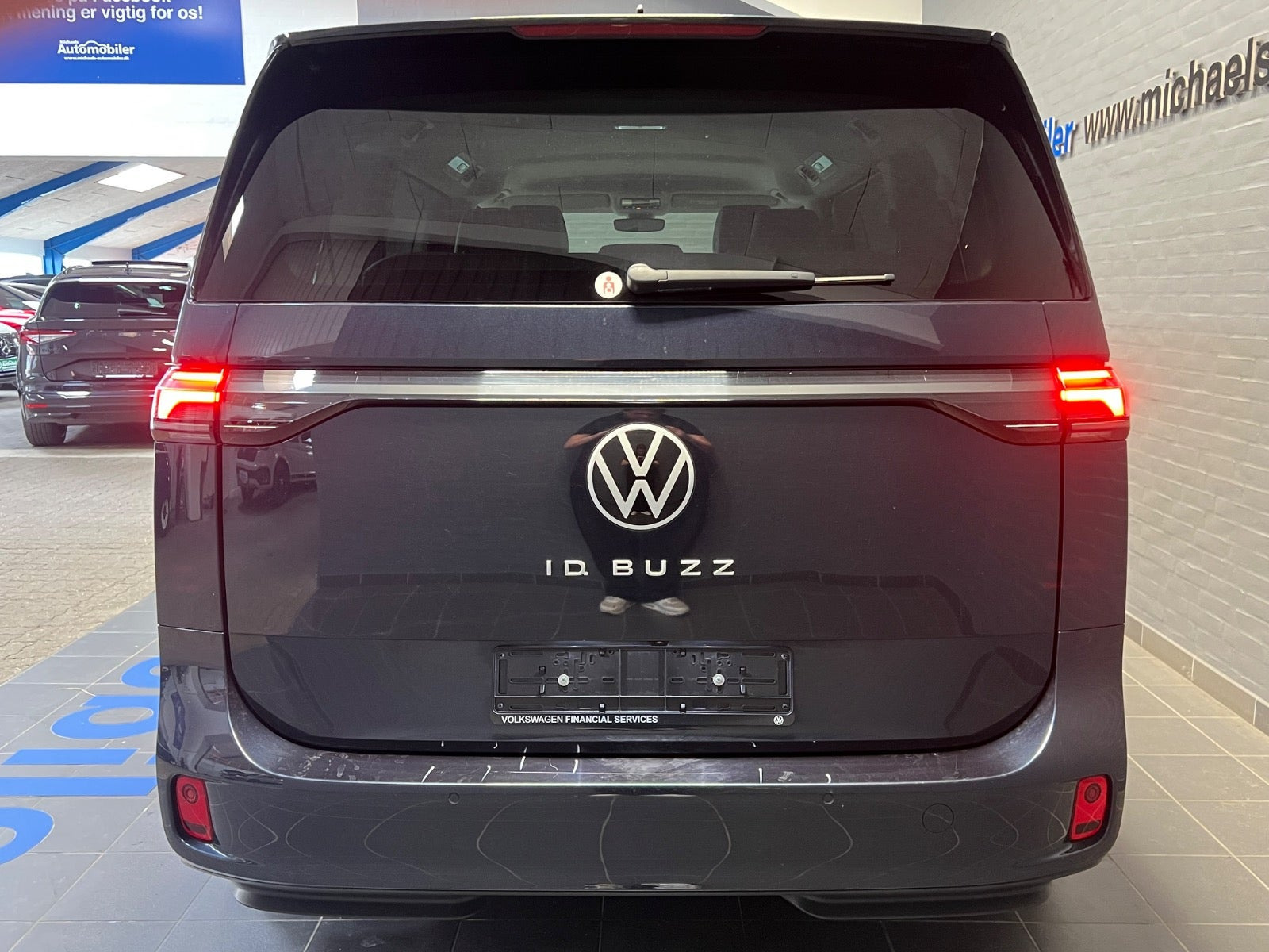 Blå VW ID.Buzz fra 2025