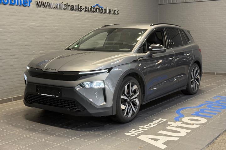 Grå Skoda Elroq fra 2025 set udefra