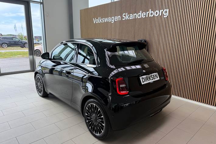 Sort Fiat 500e fra 2023
