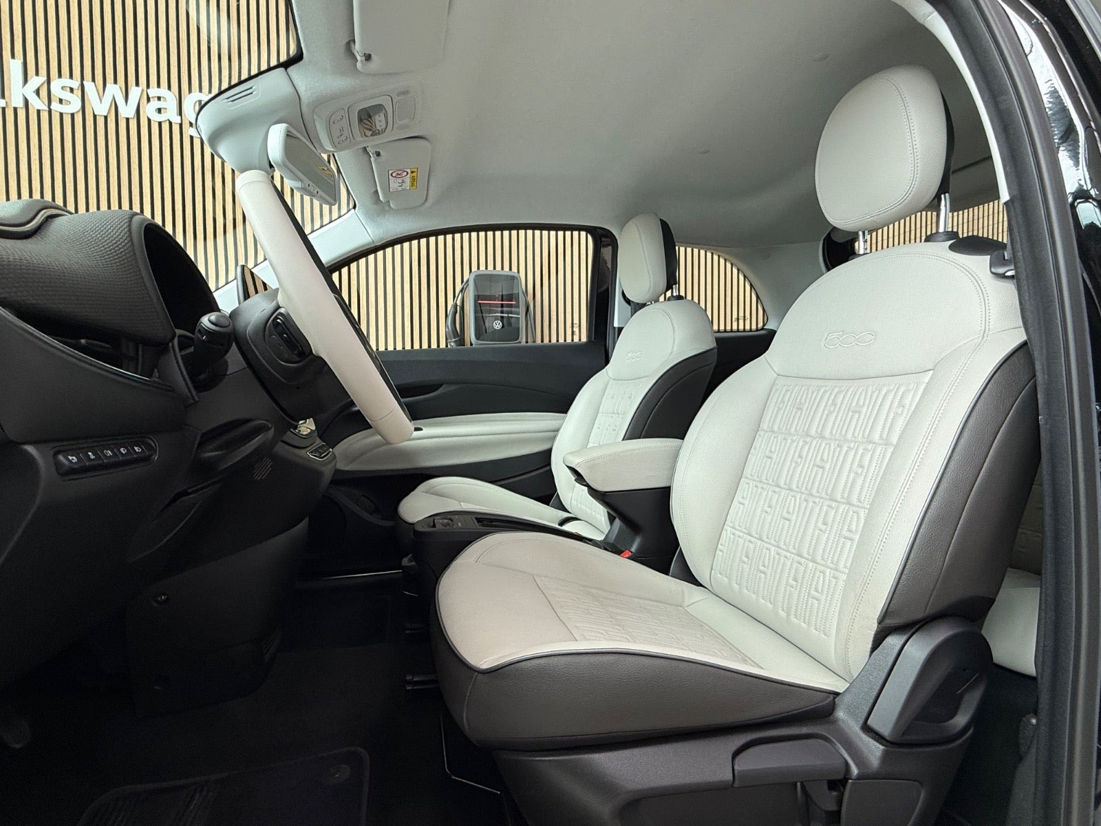 Sort Fiat 500e fra 2023