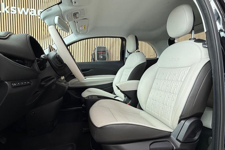 Sort Fiat 500e fra 2023