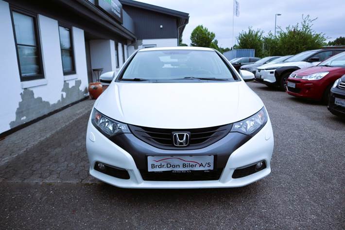 Hvid Honda Civic fra 2012