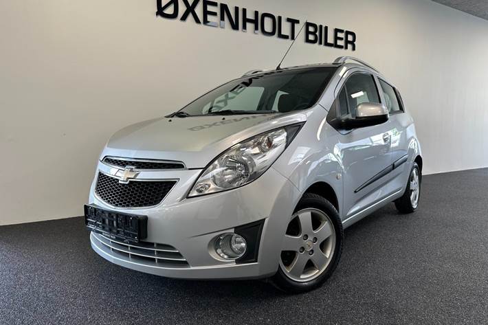 Sølv Chevrolet Spark fra 2012