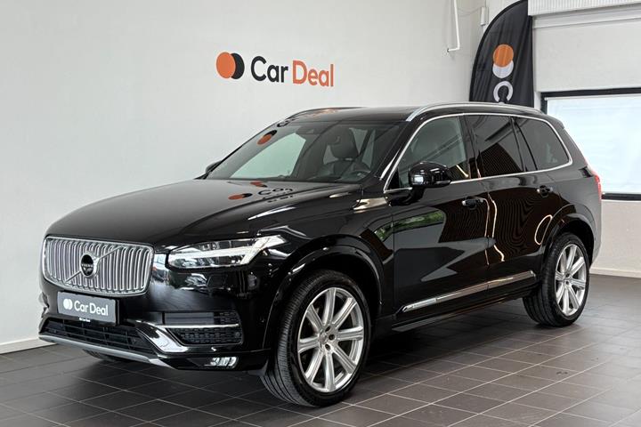 Sort Volvo XC90 fra 2017 set udefra