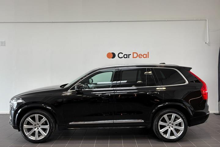Sort Volvo XC90 fra 2017
