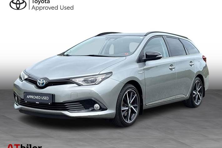 Grå Toyota Auris fra 2017