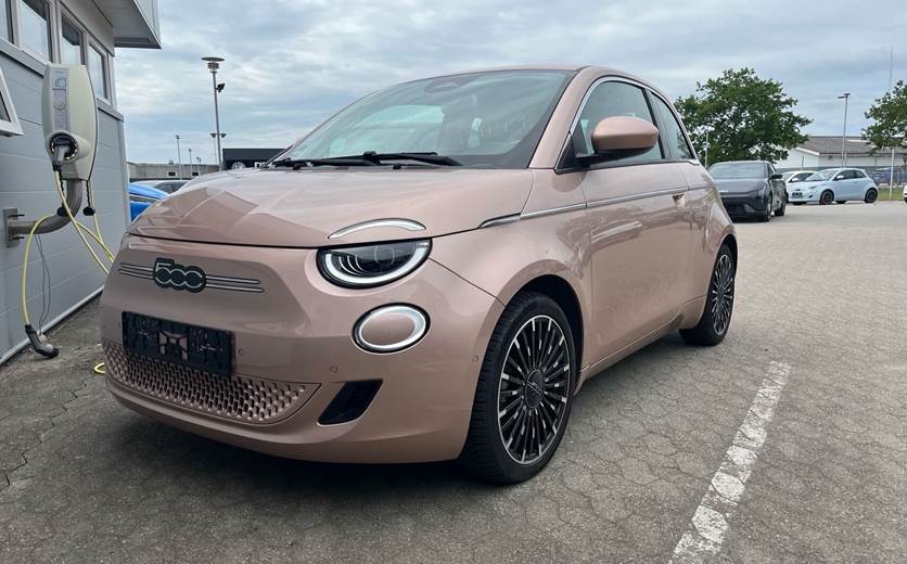 Fiat 500e EL La Prima By Bocelli 118HK 3d Aut.