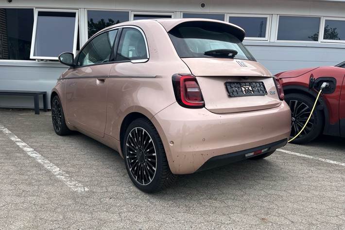 undefined Fiat 500e fra 2023