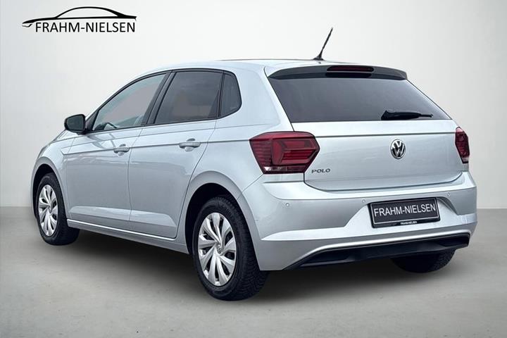 Grå VW Polo fra 2021