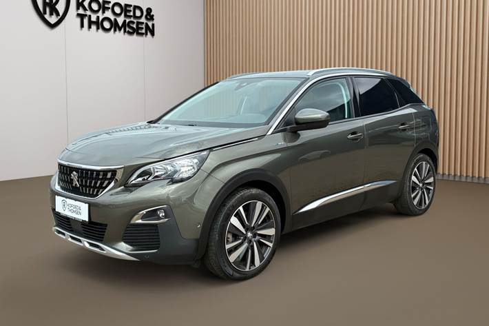 Grå Peugeot 3008 fra 2020