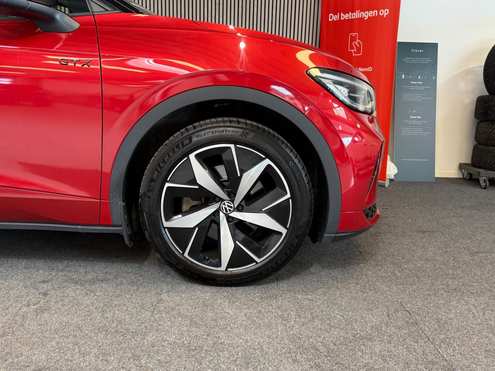 Rød VW ID.4 fra 2023