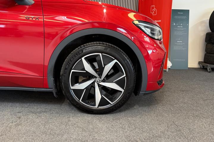 Rød VW ID.4 fra 2023