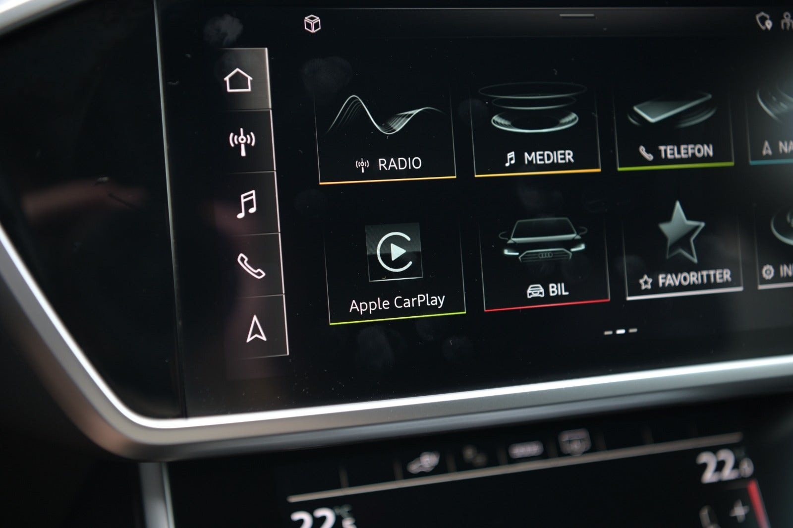 Grå Audi A6 fra 2021