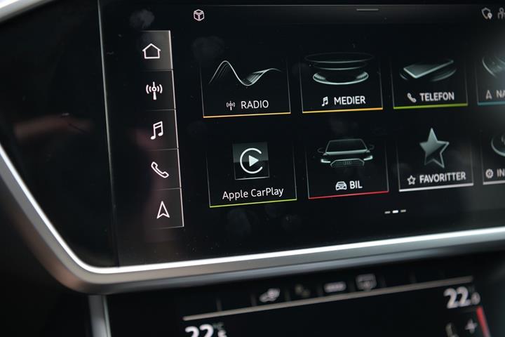 Grå Audi A6 fra 2021