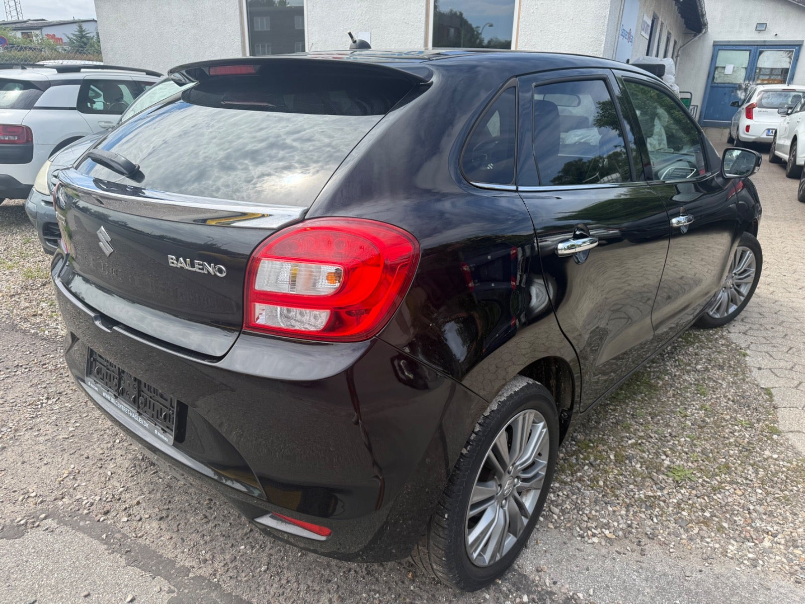 Sort Suzuki Baleno fra 2016
