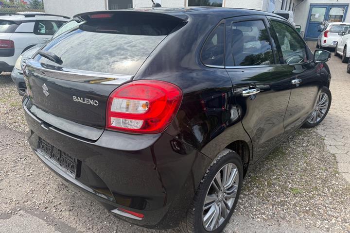 Sort Suzuki Baleno fra 2016