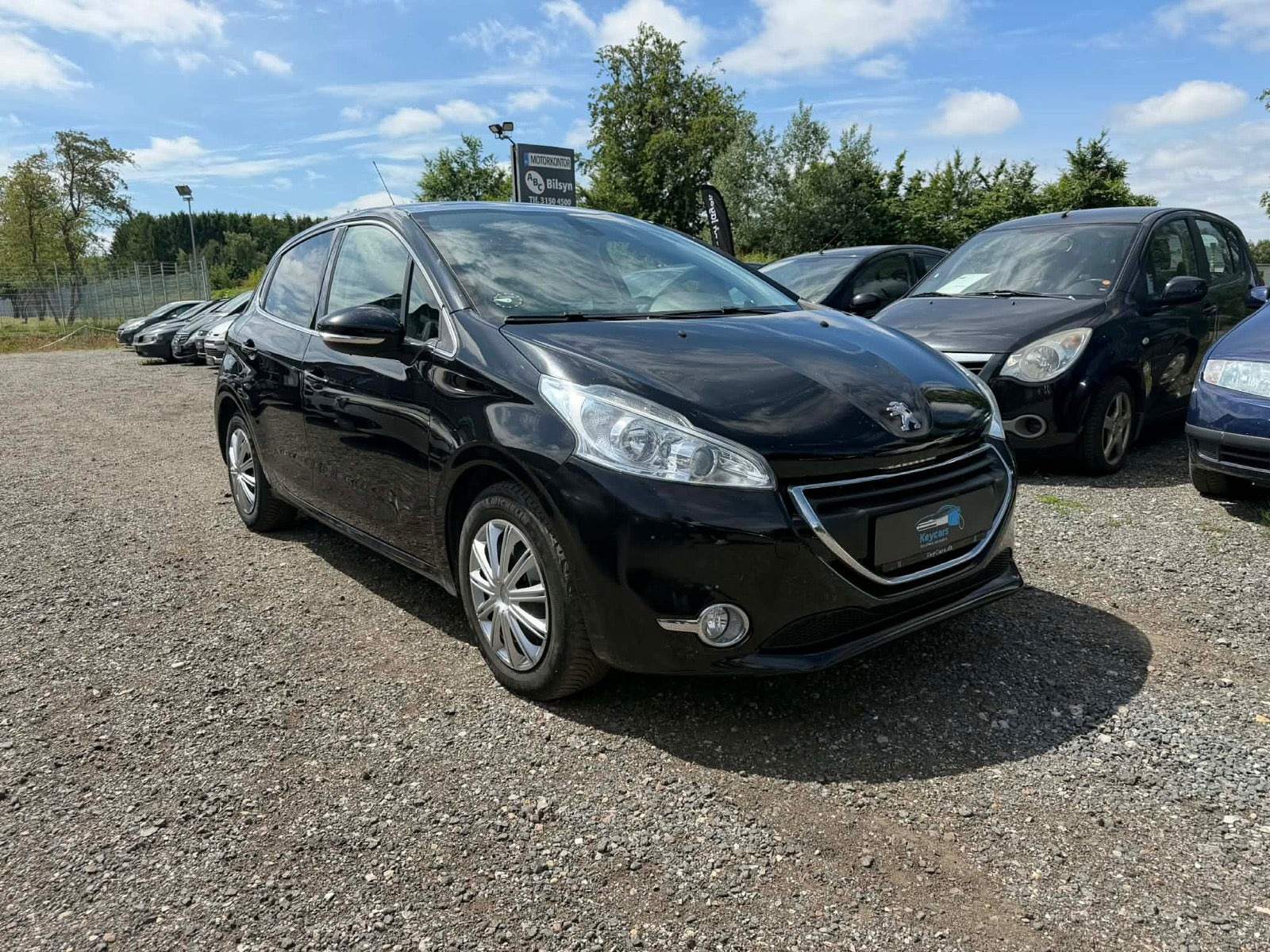 Sort Peugeot 208 fra 2015