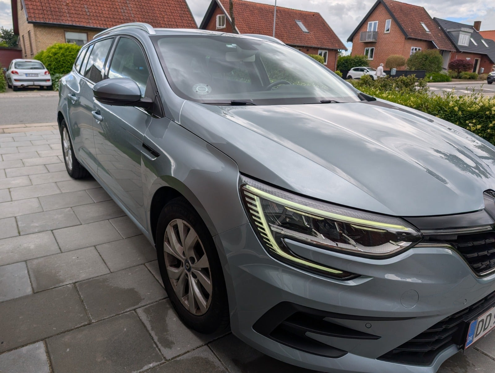 Sølv Renault Megane IV fra 2020