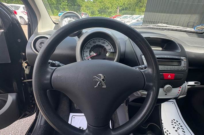 undefined Peugeot 107 fra 2012