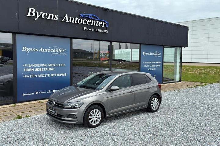 Grå VW Polo fra 2019