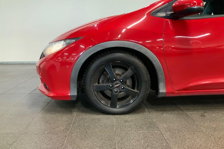 Rød Honda Civic fra 2012