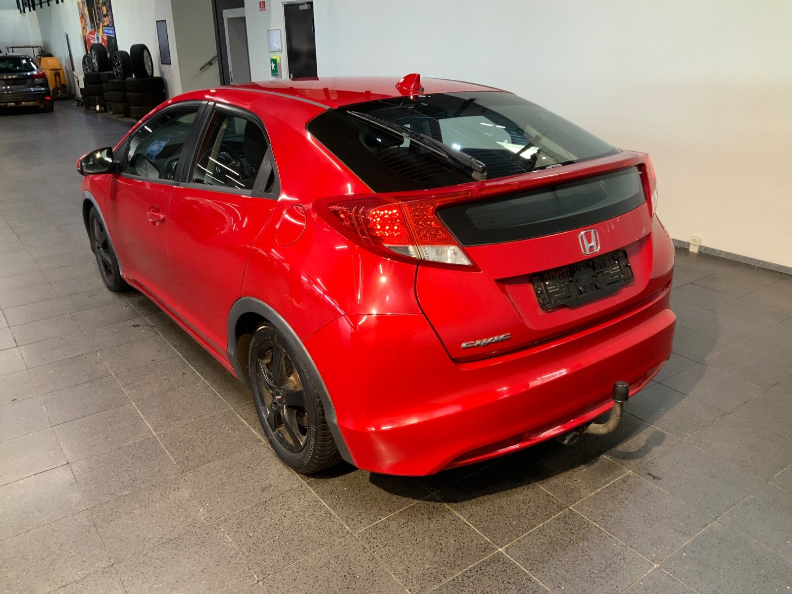 Rød Honda Civic fra 2012