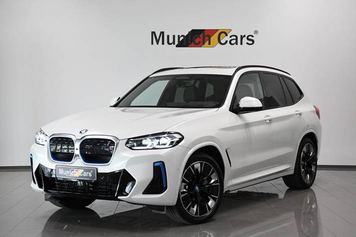 Hvid BMW iX3 fra 2025