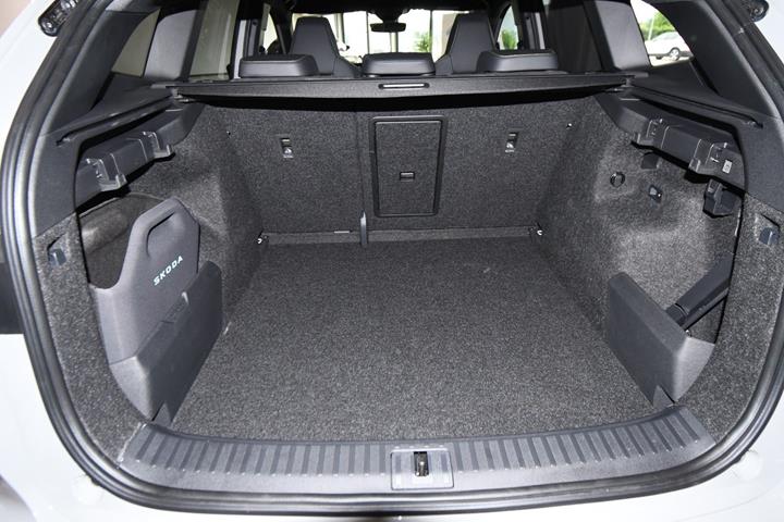 Grå Skoda Enyaq fra 2026