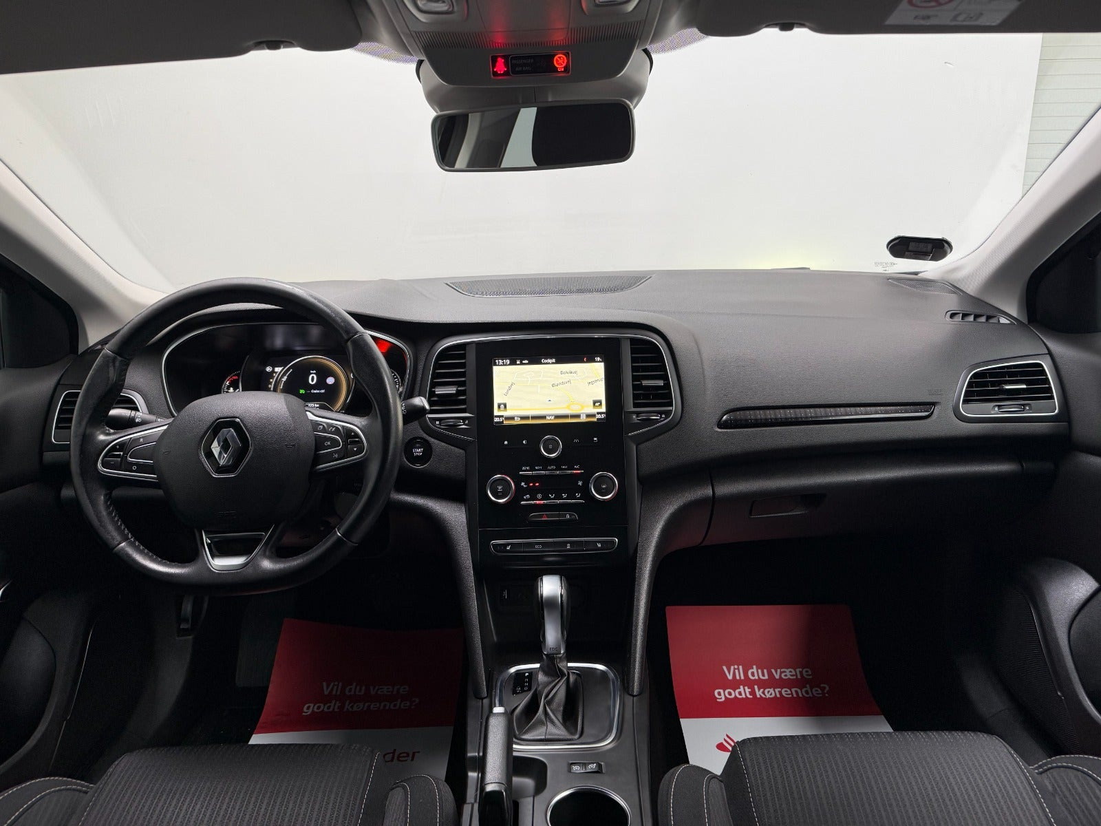 Sort Renault Megane IV fra 2016