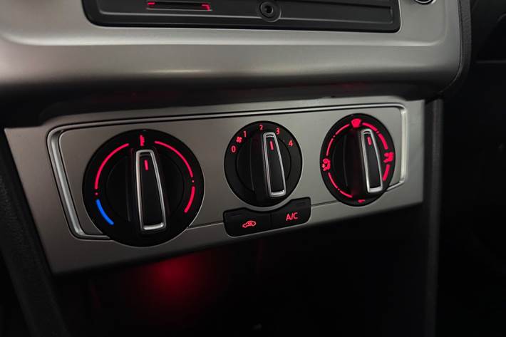 Hvid VW Polo fra 2017