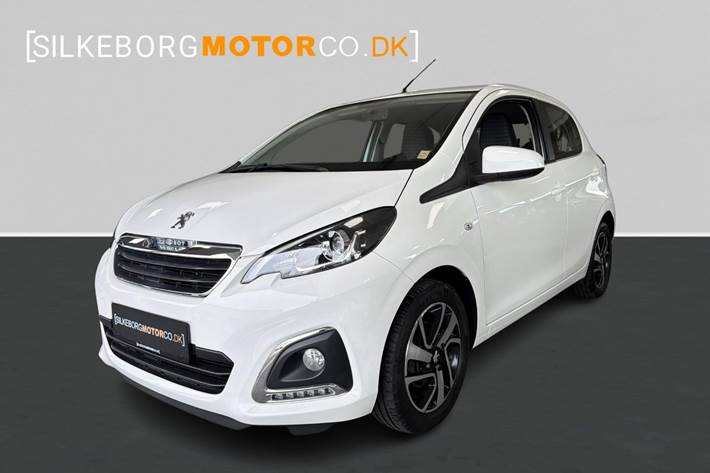 Hvid Peugeot 108 fra 2021 set udefra