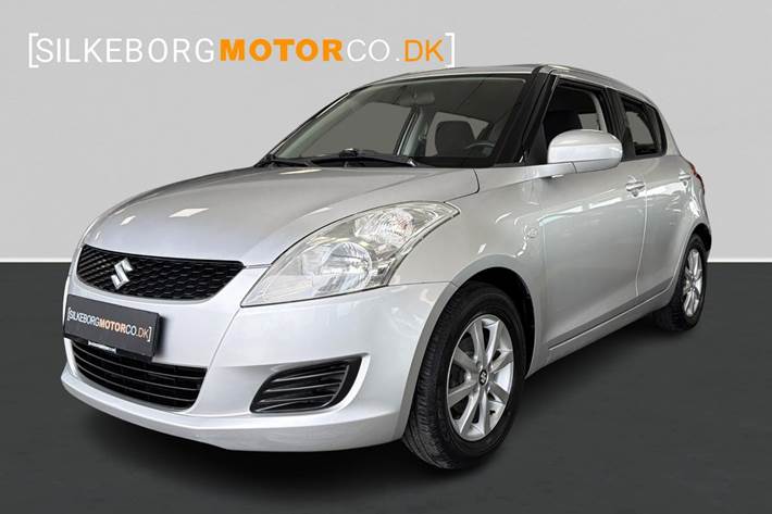 Sølv Suzuki Swift fra 2011