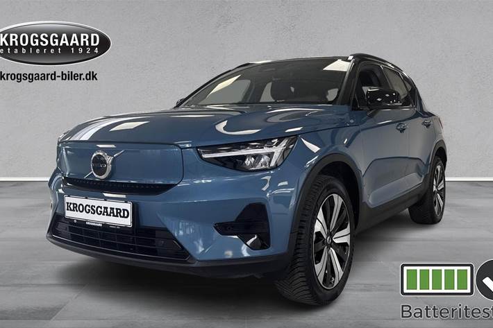 Blå Volvo XC40 fra 2023