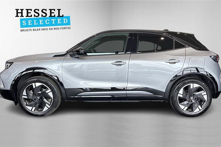 Grå Opel Mokka-e fra 2025