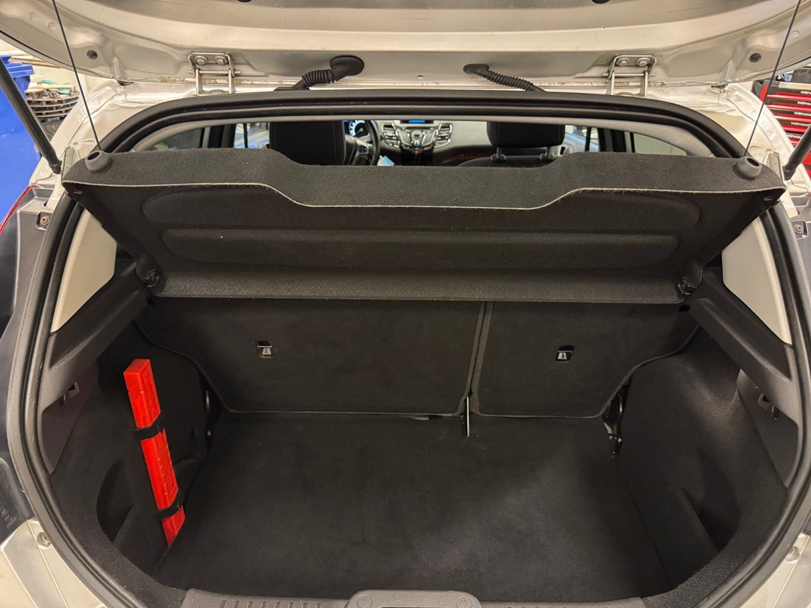 Sølv Ford Fiesta fra 2015