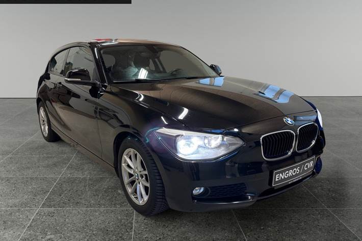 Sort BMW 116d fra 2014